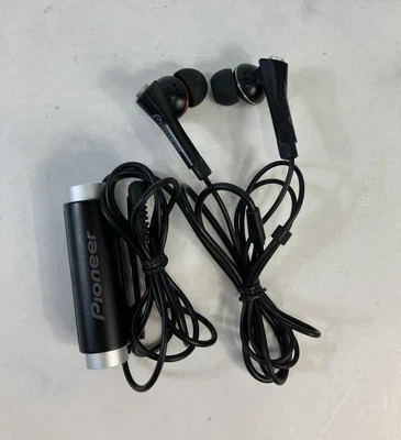 Auriculares dinámicos con cancelación de ruido Pioneer SE-NC31C completamente cerrados internos Foto 1 de 4