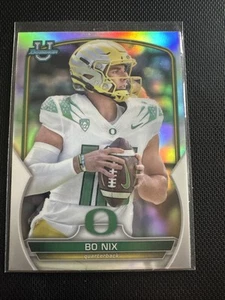 Bowman University 2022 cromo - refractor Bo Nix #61 (RC) - Imagen 1 de 3