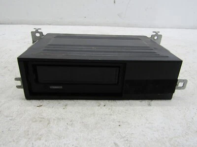 Unidad cambiadora de CD Q45 2002 INFINITI 6 discos almacenamiento de audio digital interior guantera Foto 1 de 4