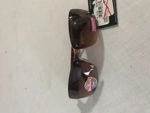 Neu mit Etikett Foster Grants Herrensonnenbrille 100 % MAXBLOCK UVA-UVB MODISCHE FARBEN KRATZER - - Bild 1 von 11