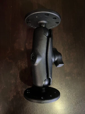 Ram Mount  1' Ball Double Socket Arm With/2 2.5 Round Bases W/2 Ram -B-202 Bases - Image 1 of 4