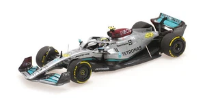 Minichamps 1:43 MERCEDES AMG W13 LEWIS HAMILTON 3RD PLACE BAHRAIN GP 2022 - Foto 1 di 1