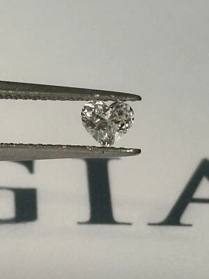 GIA Certified D SI1 0.34 Carat Heart Shaped Loose Diamond - Image 1 of 4