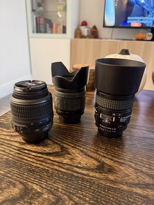 nikon dx af-s nikkor 18-55mm 1:3.5-5.6g With Nikkor 60mm F/2.8 Micro Lens Bundle - Image 1 of 4