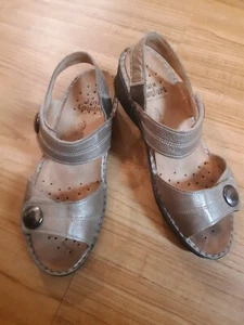 Finn Comfort Shoes Sandals Comfort Wedge Gold Metallic Size 7.5 Hook and Loop - Bild 1 von 6