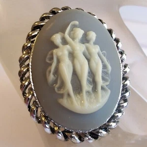 large 2 inch The Graces Cameo Brooch Beautiful estate - Picture 1 of 6