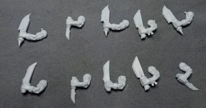 Warhammer Old World - orc and goblins - 10 orcs left arms bits - Photo 1/1