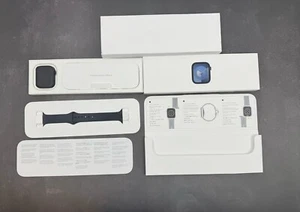 Apple Watch Series 9 45mm Midnight Case w Midnight Sport Band M/L MR9A3LW/A - Picture 1 of 15