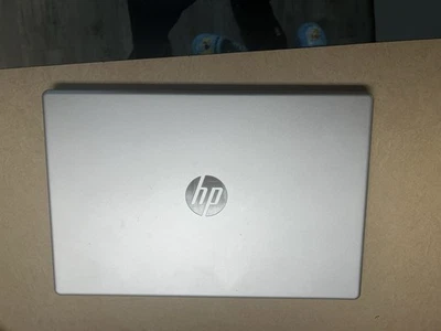 Ryzen 3-7320U AMD • 4 GB RAM – 256 SSD • 1x1 HD Webcam • Natural Silver 14 Inch - Image 1 of 3