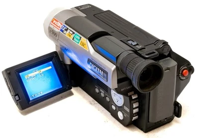 Videocamera Hitachi VM-H775LE 8mm Video8 Hi8 Video Camera - Photo 1/4