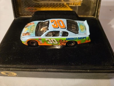 1/64 ACTION RCCA 2002 JEFF GREEN AOL/SCOOBY DOO ELITE #131/1.200 COCHE MUY BONITO Foto 1 de 2