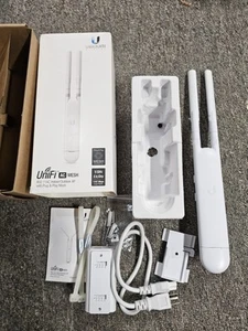 Ubiquiti Networks UniFi AC Mesh Network Access Point - UAP-AC-M-US - Photo 1/3