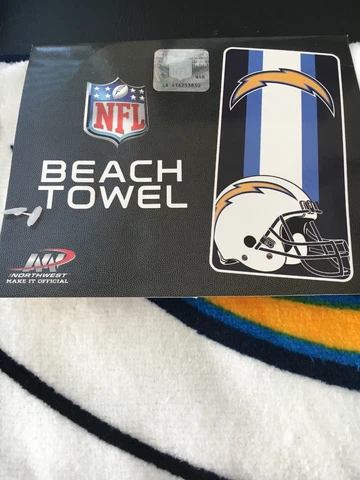 LOS ANGELES CHARGERS BEACH / BATH TOWEL NFL LICENSED 30” X 60” BOLTS HELMET NEW Cover