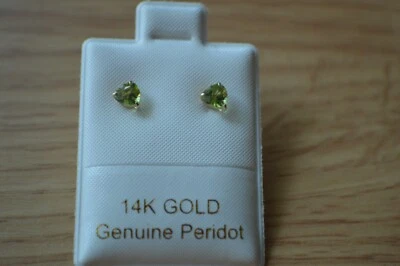 0.50ct AAA Peridot Solitaire Earrings in 14K Yellow Gold ~ VVS  4mm Heart - Image 1 of 4