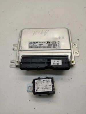 KIA Sportage 2006 3910323170 Engine control unit module ECU AAA30471 - Image 1 of 4