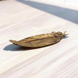 Bandeja Plato Adorno Forma Hoja Dorada Consola Café Decoración Expositor 43cm - Imagen 1 de 3