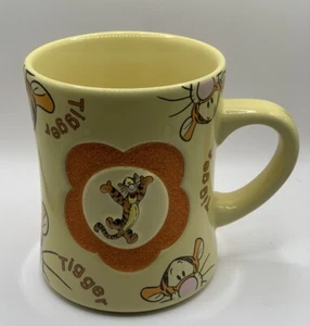 Tigger Mug 16 oz Yellow Orange Winnie The Pooh Cup Coffee Tea Disney Theme Parks - Picture 1 of 6