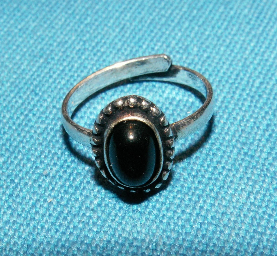 ZEHENRING   mit  Onyx  -verstellbar-  NEU! - Bild 1 von 1