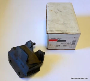 1961-64 Pontiac Catalina Bonneville Automatic Transmission Mount 220-1085 NORS - Picture 1 of 4
