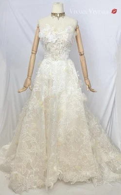FLORAL APPLIQUE 'TESSA' STRAPLESS A-LINE TULLE WEDDING DRESS & VEIL MSRP $7430 - Image 1 of 4