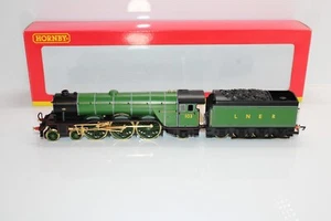 Hornby R2146 OO LNER A3 Flying Scotsman Millennium Limited Edition Gold Plated - Picture 1 of 12