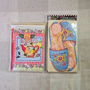 Mary Engelbreit ~ Juego de 8 tarjetas de notas coloridas con forma de zapato y tiempo para el té cada una - Imagen 1 de 3