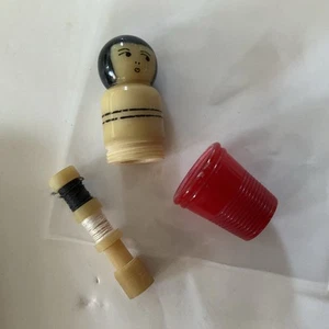 Vintage Asian Girl Sewing Travel Kit Bakelite Thread Thimble Holder - Picture 1 of 16