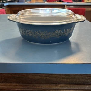 Vintage Pyrex Golden Bouquet Casserole Dish Blue/Gold 1965 Promotional Release - Picture 1 of 21