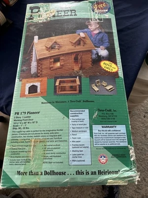 Nueva casa de muñecas miniatura Dura-Craft Pioneer cabaña de troncos #PR 179 madera real vintage Foto 1 de 4