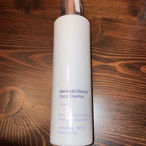 Meaningful Beauty, Cindy Crawford Cleanse 5.5 Fl. Oz. - Picture 1 of 5