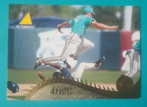 1995 Pinnacle Baseball Card #202 Kurt Abbott - Florida Marlins  - Picture 1 of 2