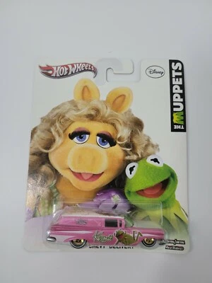 风火轮 流行文化 MUPPETS '59 雪佛兰 送货 粉色 带 + — 第 1/4 张图片