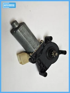 Original Mercedes Benz W208 CLK window lift engine front right 0130821723 - Picture 1 of 8