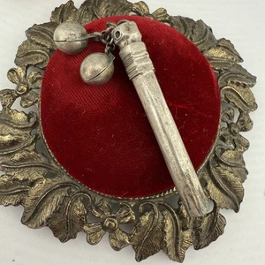 Antique Chinese Silver Ear Scoop w/ Double Rattle Charms Qing Era 5.57g - Picture 1 of 6
