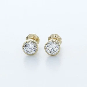 0.98 CT F-SI1 Round Cut Earth Mined Certified Diamonds 14k Gold Classic Earrings - Picture 1 of 9