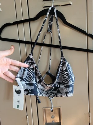 Nuevo con etiquetas Body Glove Traje de baño Negro Floral Reversible Alani Bikini Top Mujer S Foto 1 de 4