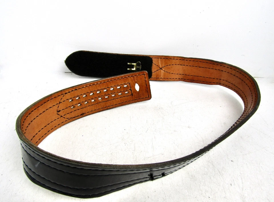 Cinturón Safariland 94P Police Duty Sin Hebilla 2.25", Negro Alto Brillo - Talla 34 Foto 1 de 4