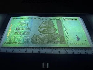 Zimbabwe One 10 Trillion Dollar Bill Banknote Money Currency Hyperinflation - Picture 1 of 4