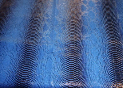 ENVIO DOBRADO PELE DE COBRA ESCALA 3D textura couro sintético estofado tecido de vinil  - Imagem 1 de 4
