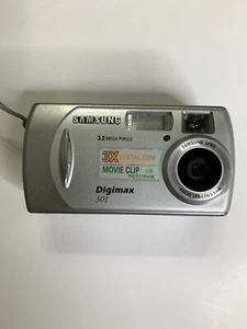 Samsung Camera Digimax 301 3.2 Megapixel 3X Zoom FOR PARTS NOT WORKING - Picture 1 of 11