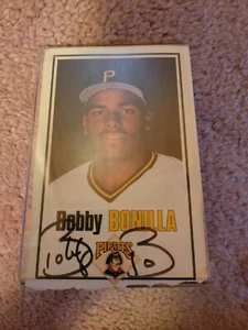 MLB Pittsburgh Pirates Bobby Bonilla Signed Baseball Photo - Picture 1 of 2