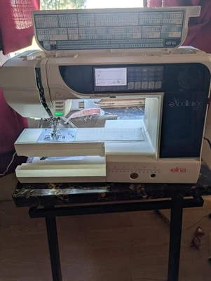 Máquina de coser computarizada con pedal Elna eXcellence 740 Excellence Foto 1 de 2