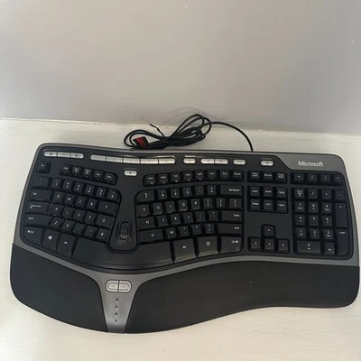 Microsoft Natural Ergonomic Keyboard 4000 v1.0 KU-0462 USB Wired PC / Black - Image 1 of 4