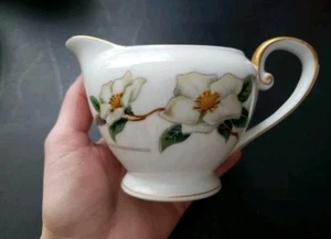 Antica crema Albion China made in Japan fiori bianchi bordo oro - Foto 1 di 4