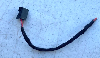 03-20 Audi A6 4 portas conector de chicote de fios 3 fios pigtail fabricante de equipamento original #2.8-8k0973754 - Imagem 1 de 4