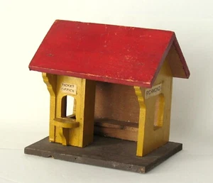 Vin. Home-made Christmas Village Folk Art  Trainyard Ticket Station Richmond, PA - Picture 1 of 6
