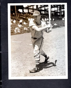 Del Ennis batting pose Shibe Park c. 1950 Press Photo Philadelphia Phillies - Picture 1 of 2