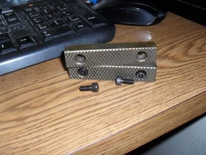 Wilton Vise Jaws Early No 3 Early/late 1940's 3" taking 10/32 screws Serrated - Picture 1 of 2