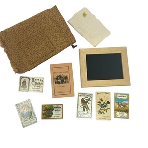 American Girl Kirsten Larson Bolsa de Pizarra y Suministros CONJUNTO Lector Recompensas - Imagen 1 de 10