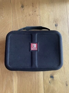 Nintendo Switch Deluxe Travel Case - Picture 1 of 5